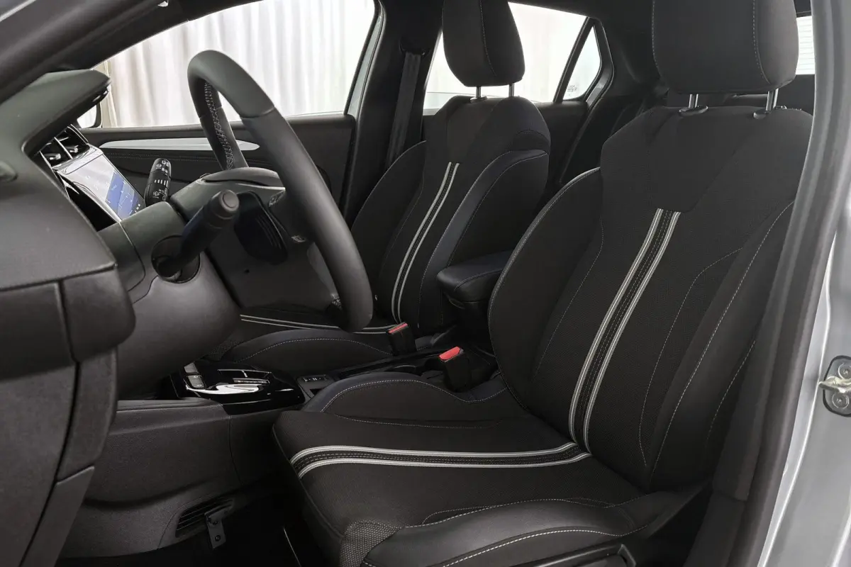 1.2 Turbo Hybrid GS Automaat Camera Apple CarPlay LED