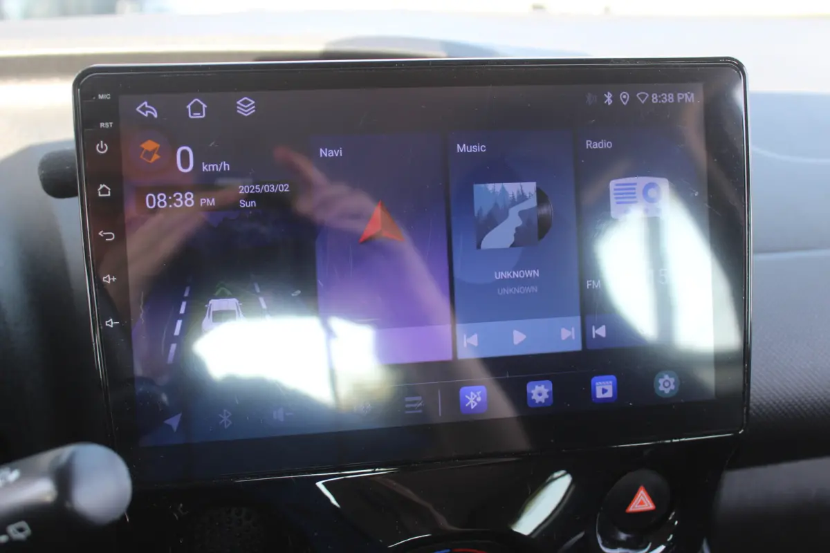 1.0 VVT-i x-fun Android auto l Apple carplay/ Android auto l  Navigatie l Achteruitrijcamera l Parkeersensor voor
