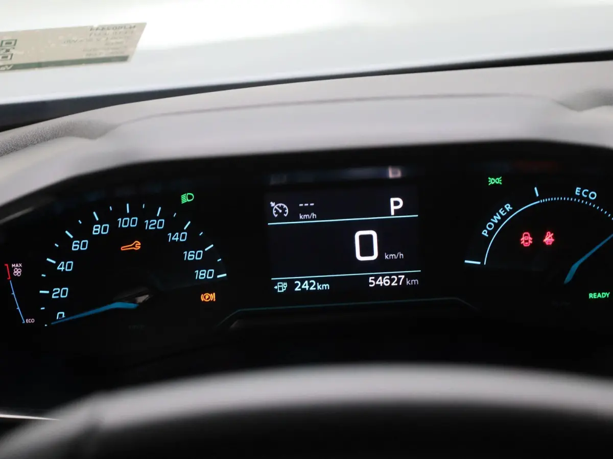 EV Active Pack 50 kWh | Carplay | Navigatie | Bluetooth | CruiseControl |