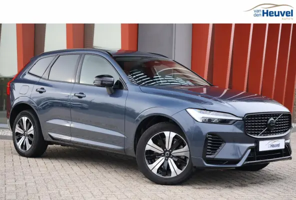 T6 Recharge AWD Plus Dark | Stoelverwarming | Parkeercamera | Panoramadak | Longe Range | Leder | Keyless