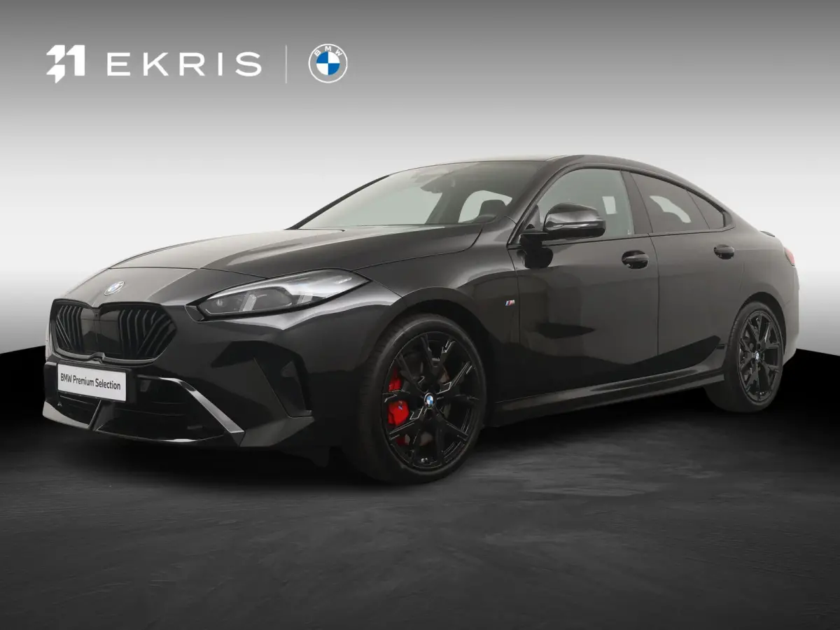220 M Sport Pro | Glazen Panoramdak | Harman Kardon | Stoelverwarming | Camera | Comfort Access | Parkeersensoren voor en achter | 19" M Y-Spaak | Adaptive LED |