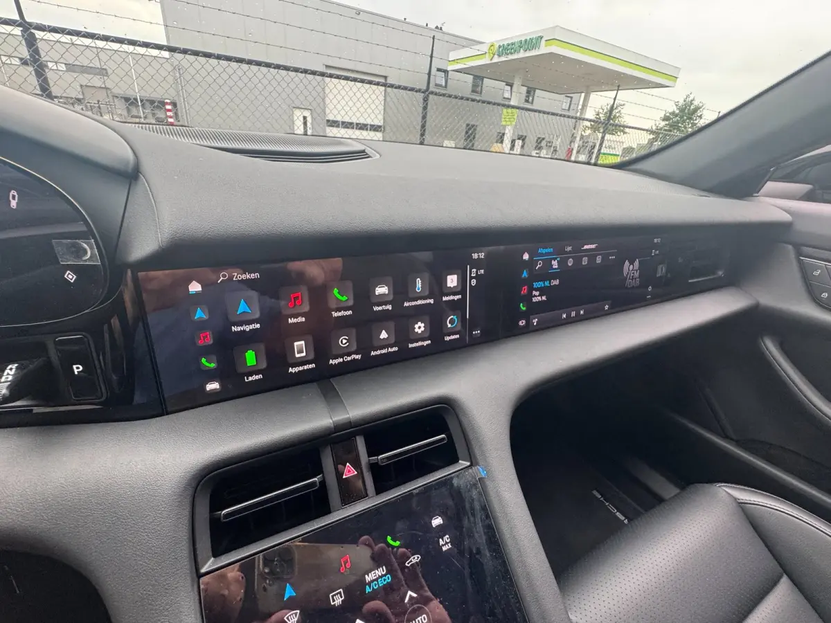 79 kWh/Passenger display/Pano/5 pers/incl.BTW