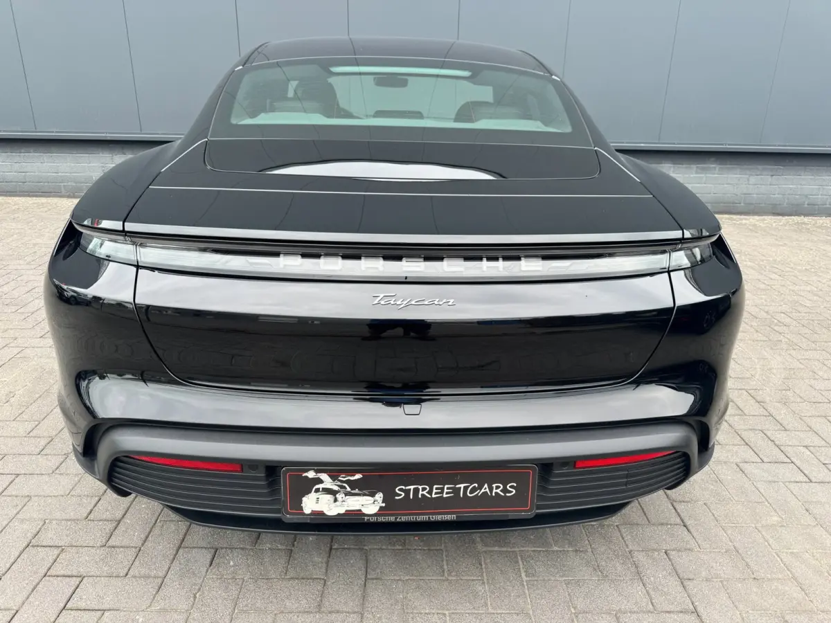 79 kWh/Passenger display/Pano/5 pers/incl.BTW