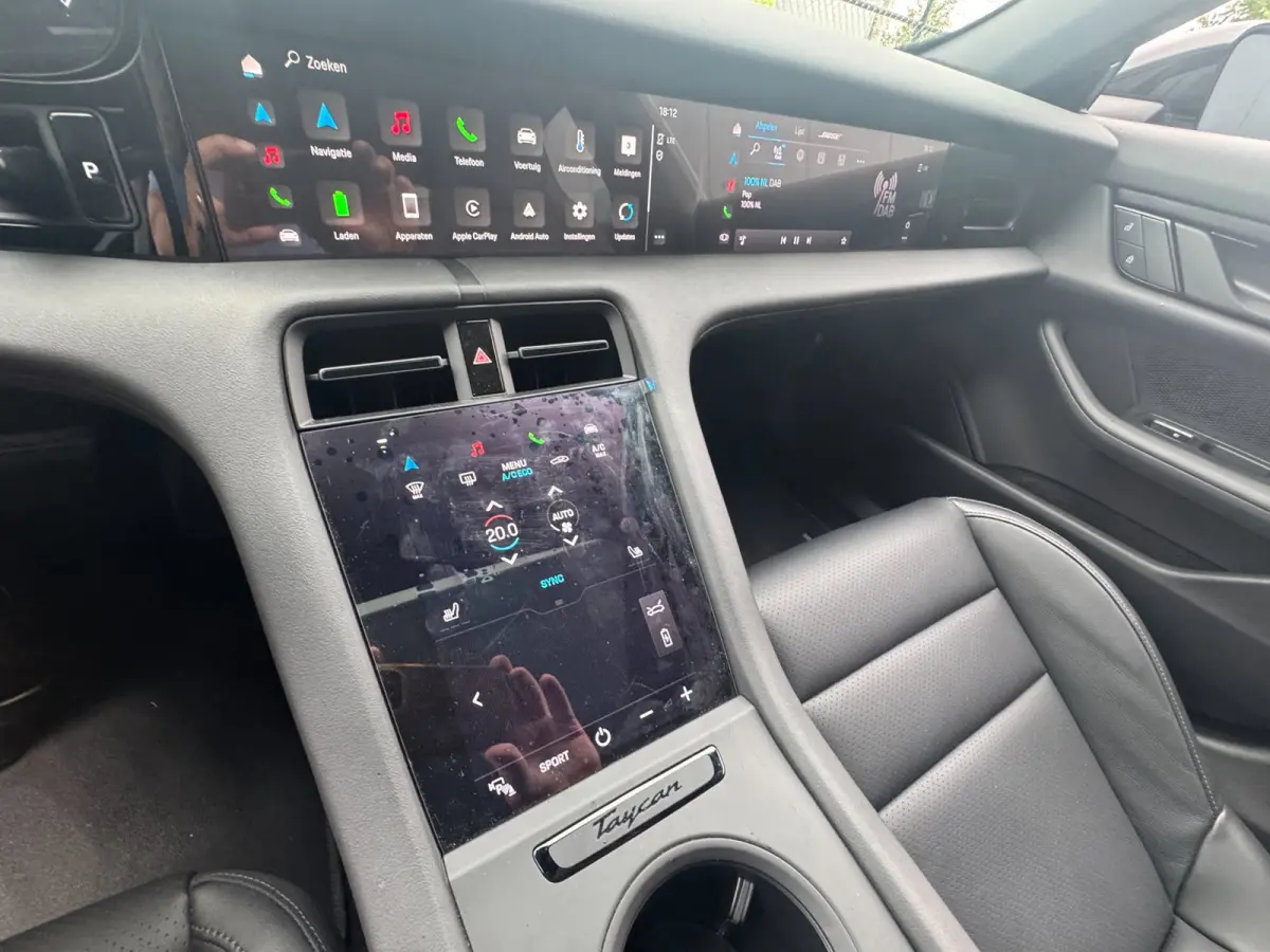 79 kWh/Passenger display/Pano/5 pers/incl.BTW