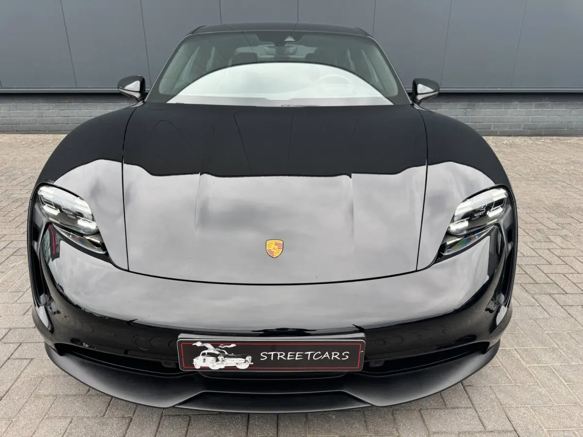 79 kWh/Passenger display/Pano/5 pers/incl.BTW
