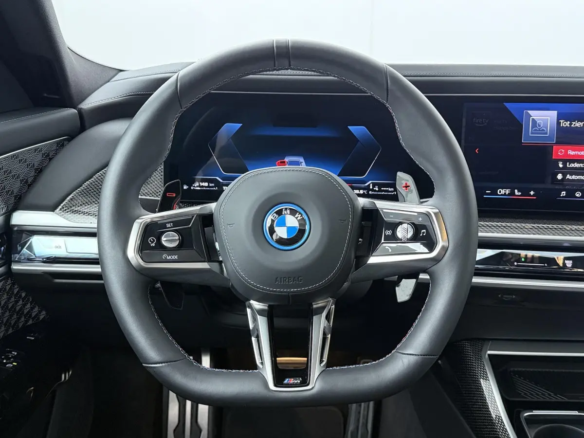 M760e xDrive | Trekhaak | SoH 100% | Skylounge Executive Lounge | Rear Console | Bowers&Wilkins |