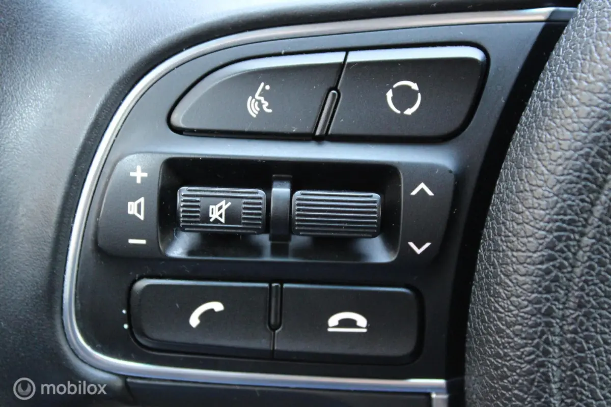 1.6 GDi Hybrid 140 PK DynamicPlusLine, Stoel-stuurverwarming, Leer, Navi, App connect, Cruise, Clima, Pdc voor + achter + trekhaak