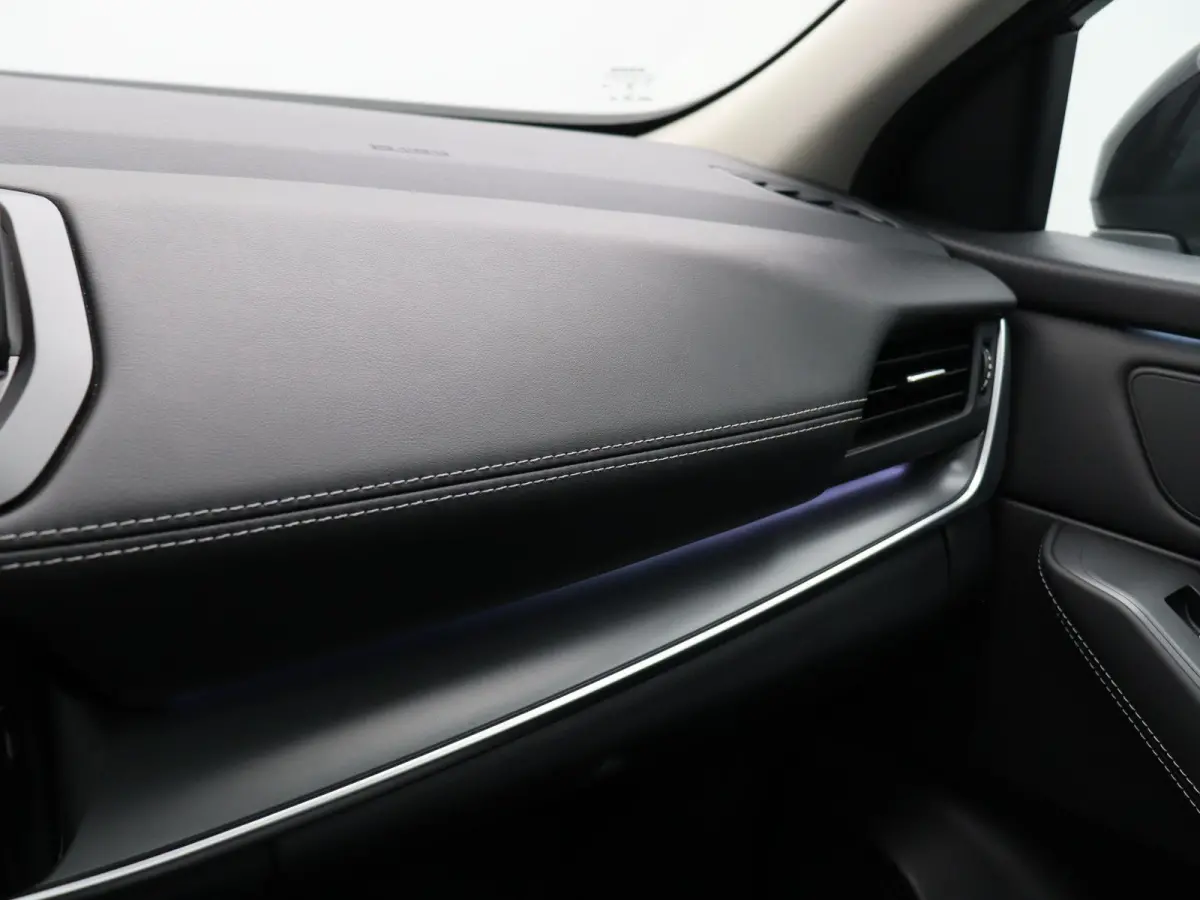 158pk MHEV Xtronic N-Connecta | Panoramadak | Pilot Assist | Elektrische achterklep | Head-up Display | Stoel, stuur en voorruit verwarming  | Rondomzicht camera |