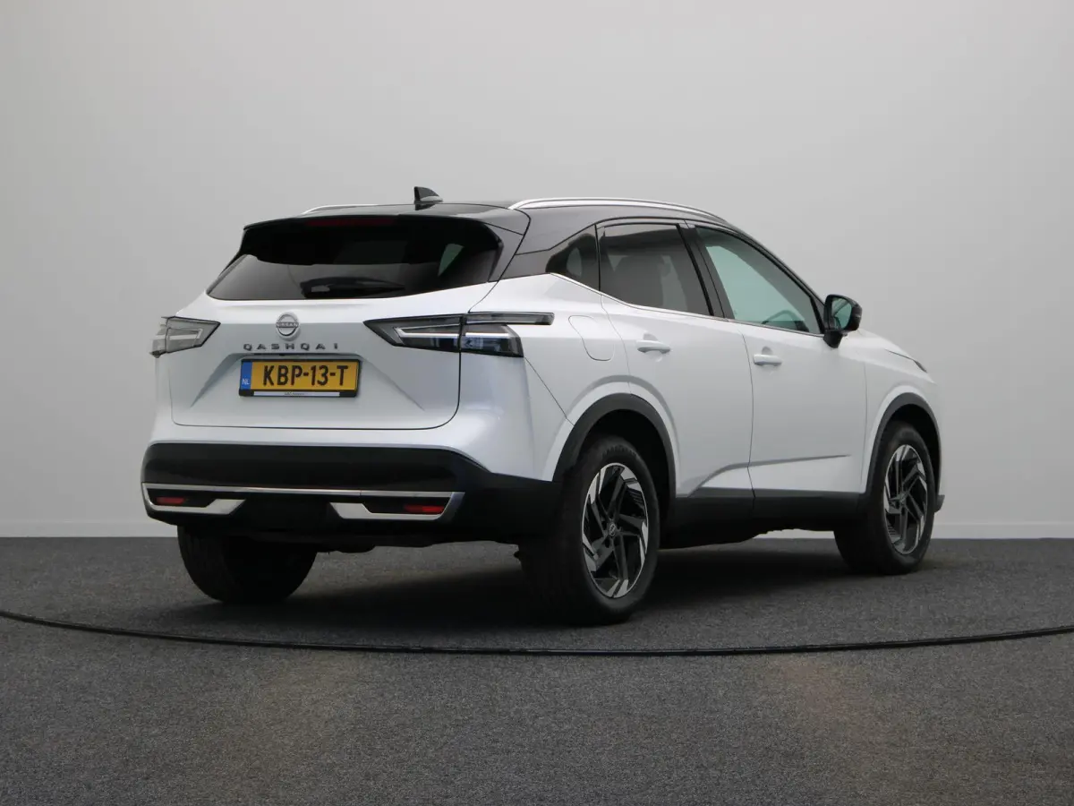 158pk MHEV Xtronic N-Connecta | Panoramadak | Pilot Assist | Elektrische achterklep | Head-up Display | Stoel, stuur en voorruit verwarming  | Rondomzicht camera |