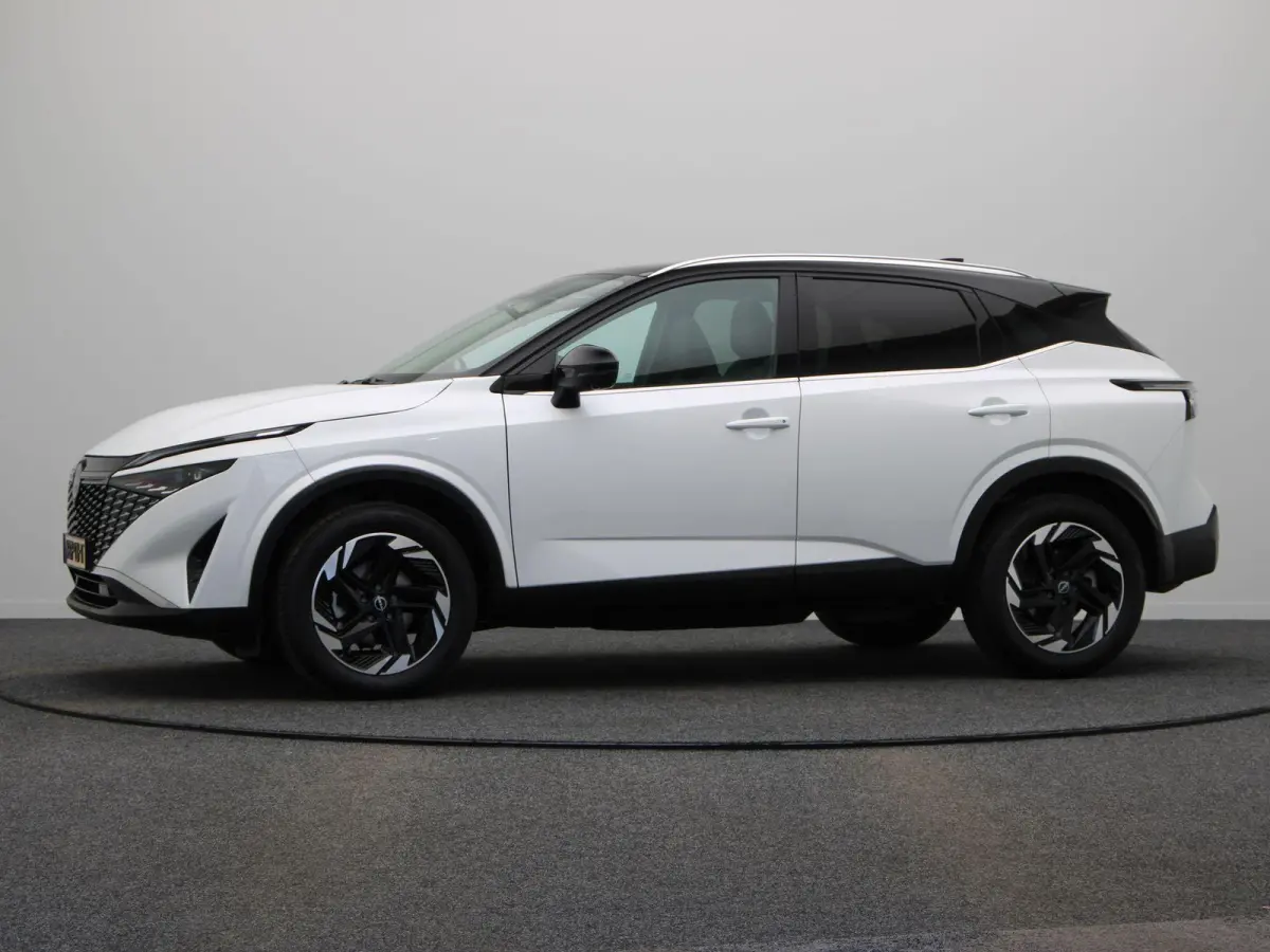 158pk MHEV Xtronic N-Connecta | Panoramadak | Pilot Assist | Elektrische achterklep | Head-up Display | Stoel, stuur en voorruit verwarming  | Rondomzicht camera |