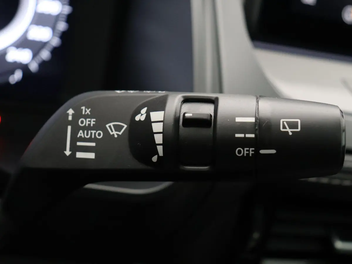 158pk MHEV Xtronic N-Connecta | Panoramadak | Pilot Assist | Elektrische achterklep | Head-up Display | Stoel, stuur en voorruit verwarming  | Rondomzicht camera |
