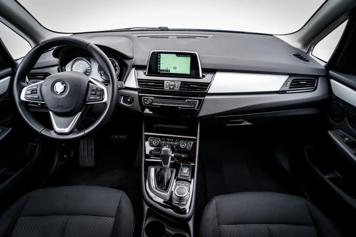 225xe iPerformance Exec. Plug-In | Stoelverwarming | Climate Control | Navigatie