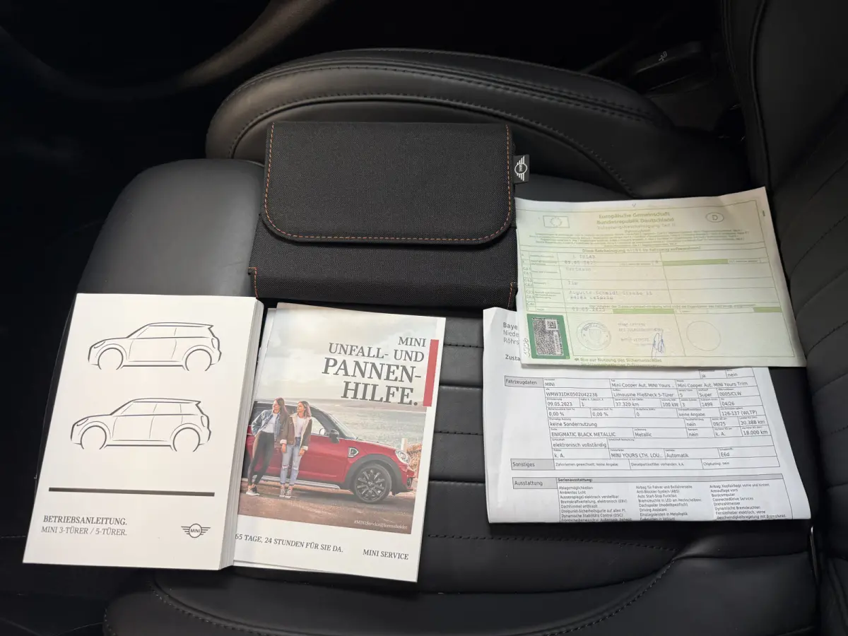 1.5 Cooper Yours Pano/Leder/Apple/Camera