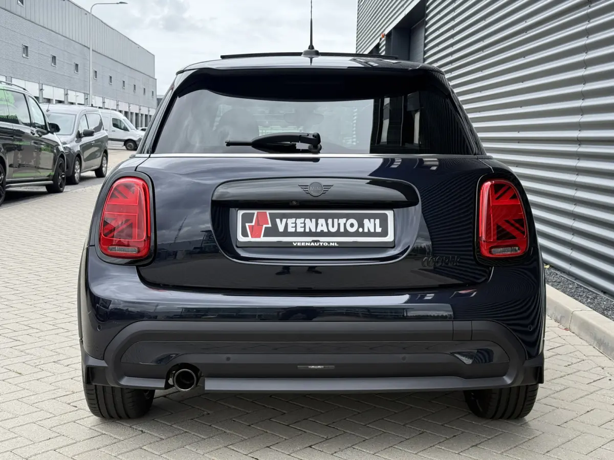 1.5 Cooper Yours Pano/Leder/Apple/Camera
