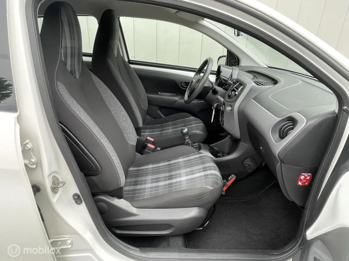 1.0 e-VTi Active | NL Auto | Incl BTW | Airco | 5Drs |