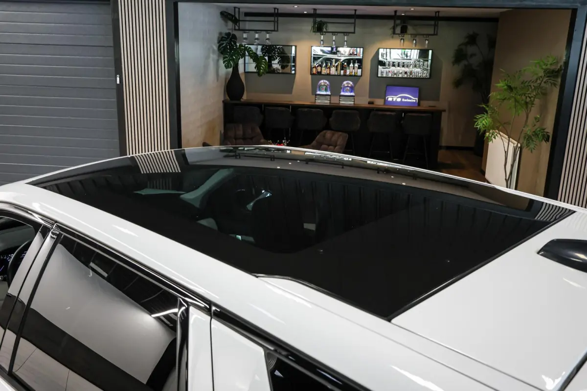 P300e 1.5 R-Dynamic HSE|Pano|HUD