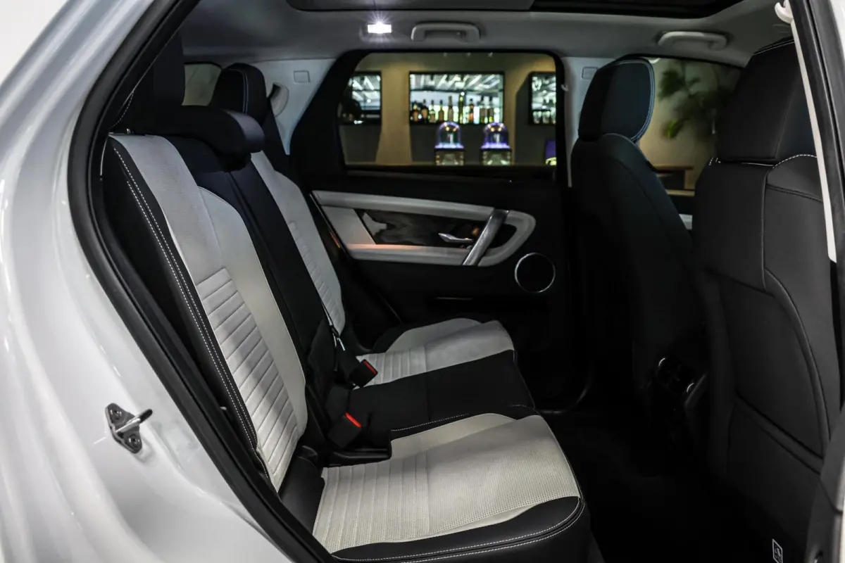 P300e 1.5 R-Dynamic HSE|Pano|HUD