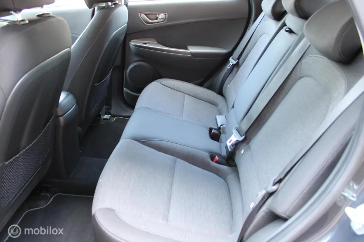 EV Comfort 64 kWh, 3 fase, Navi/App connect, Pdc + camera, Cruise, Clima, Keyless entry/go