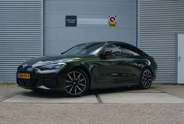 eDrive40 High Executive 84 kWh Trekhaak, Pano, M-Sport Stoelen, Driver Assist Pro