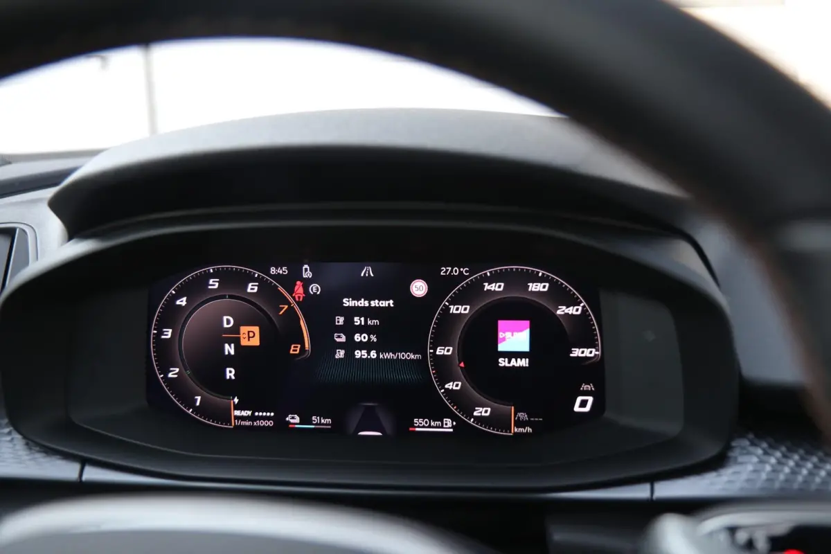 1.5 TSI 204pk e-Hybrid Business | Navigatie | 360 Camera | Stoelverwarming | Memory