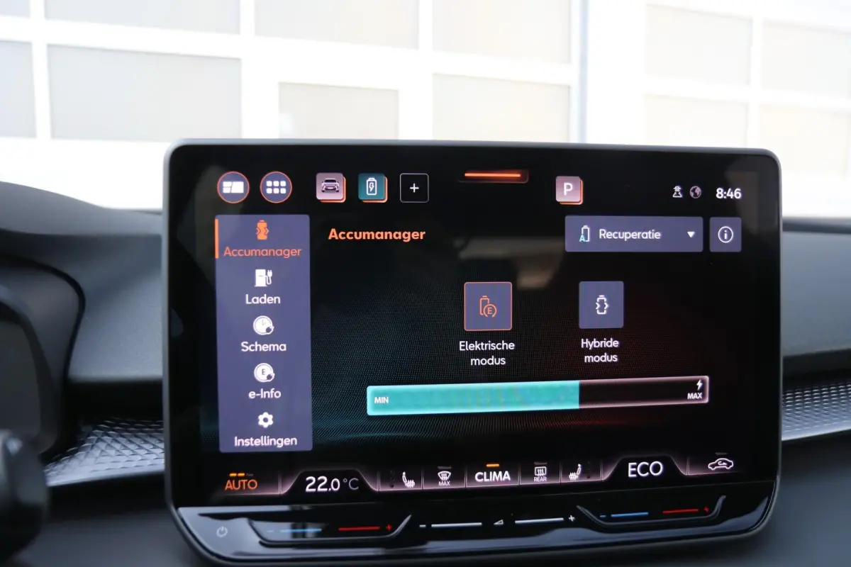 1.5 TSI 204pk e-Hybrid Business | Navigatie | 360 Camera | Stoelverwarming | Memory