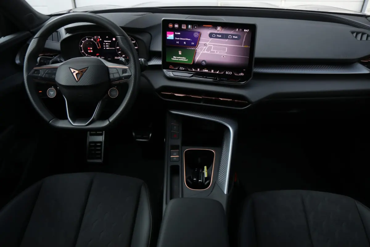 1.5 TSI 204pk e-Hybrid Business | Navigatie | 360 Camera | Stoelverwarming | Memory