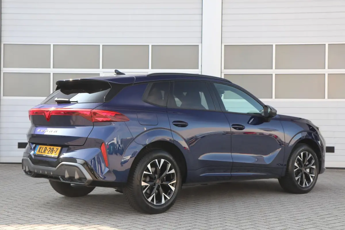 1.5 TSI 204pk e-Hybrid Business | Navigatie | 360 Camera | Stoelverwarming | Memory