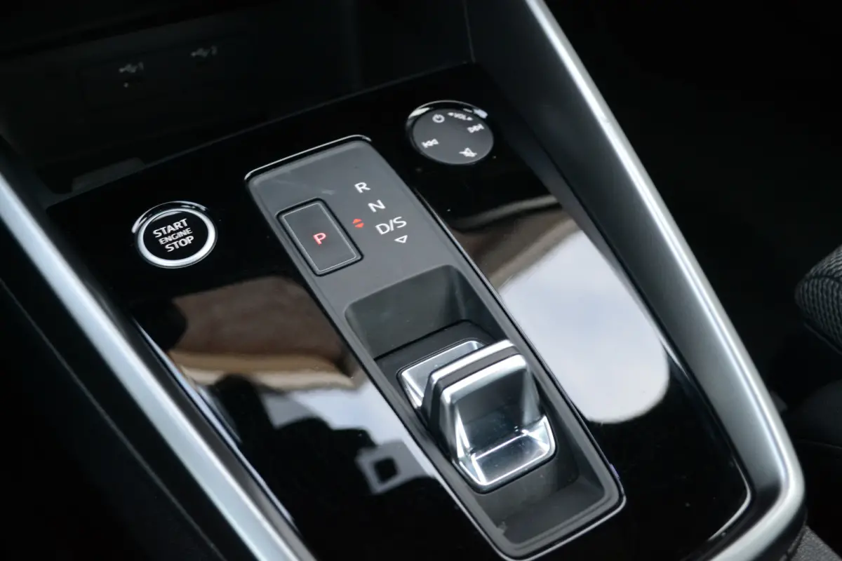 30 TFSI S-Tronic Advanced Sport edition | Trekhaak | Virtual | LED | Carplay/Android Auto | Cruise