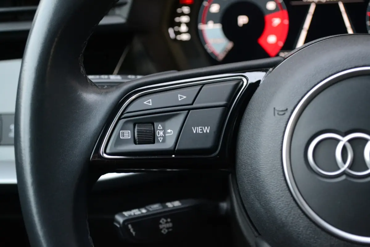 30 TFSI S-Tronic Advanced Sport edition | Trekhaak | Virtual | LED | Carplay/Android Auto | Cruise