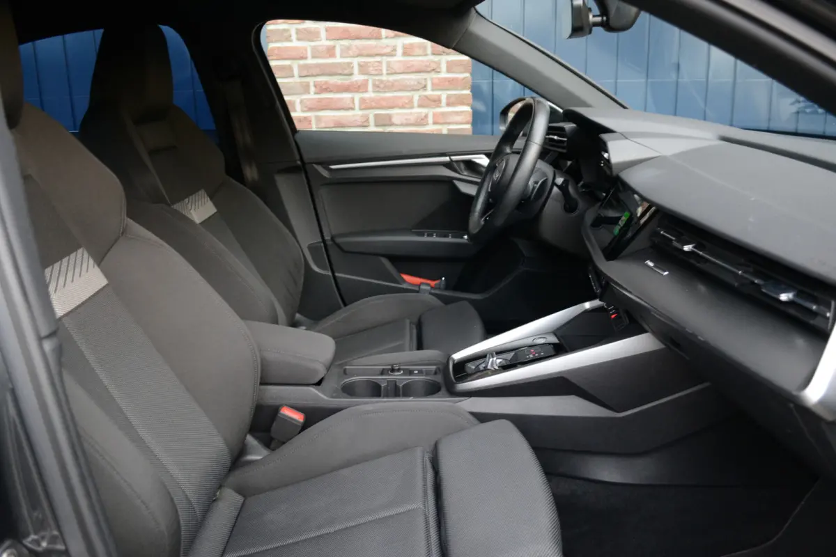 30 TFSI S-Tronic Advanced Sport edition | Trekhaak | Virtual | LED | Carplay/Android Auto | Cruise