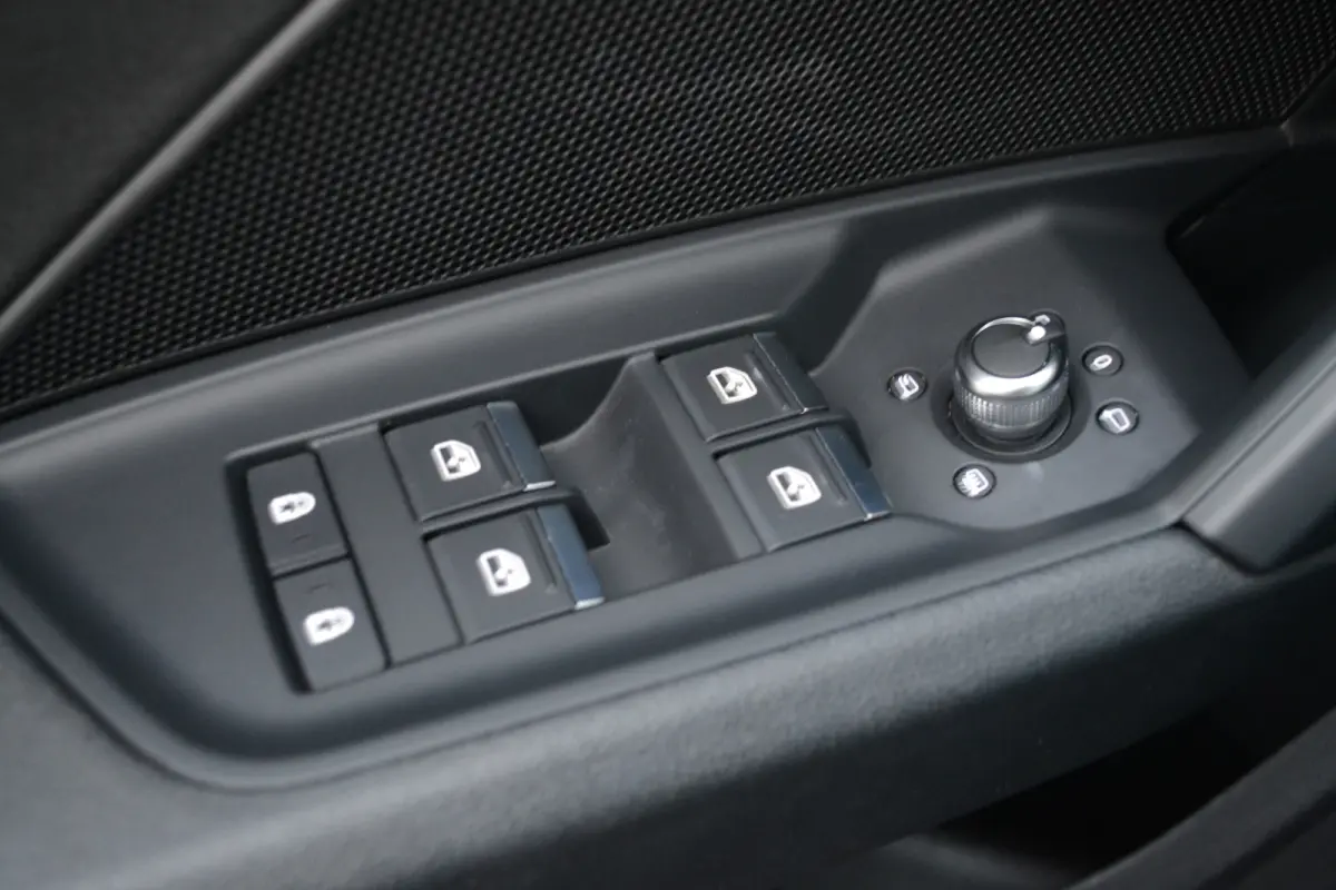 30 TFSI S-Tronic Advanced Sport edition | Trekhaak | Virtual | LED | Carplay/Android Auto | Cruise