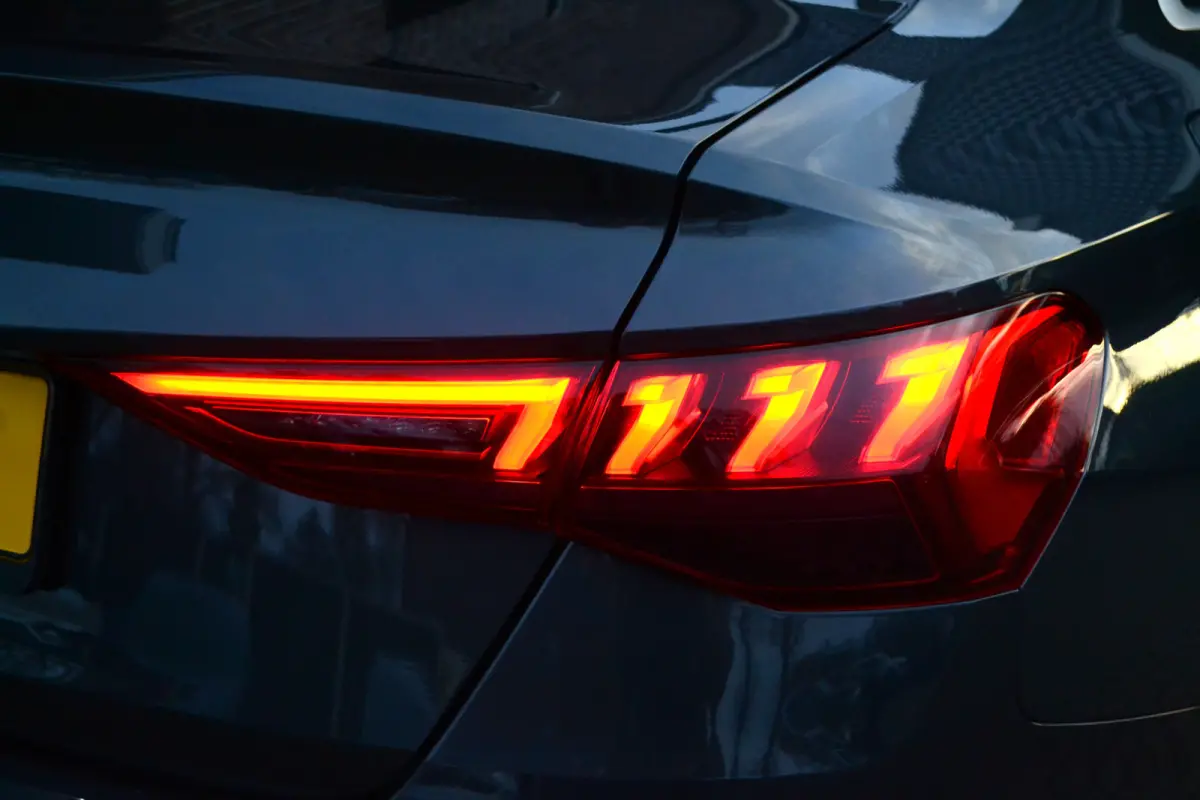 30 TFSI S-Tronic Advanced Sport edition | Trekhaak | Virtual | LED | Carplay/Android Auto | Cruise