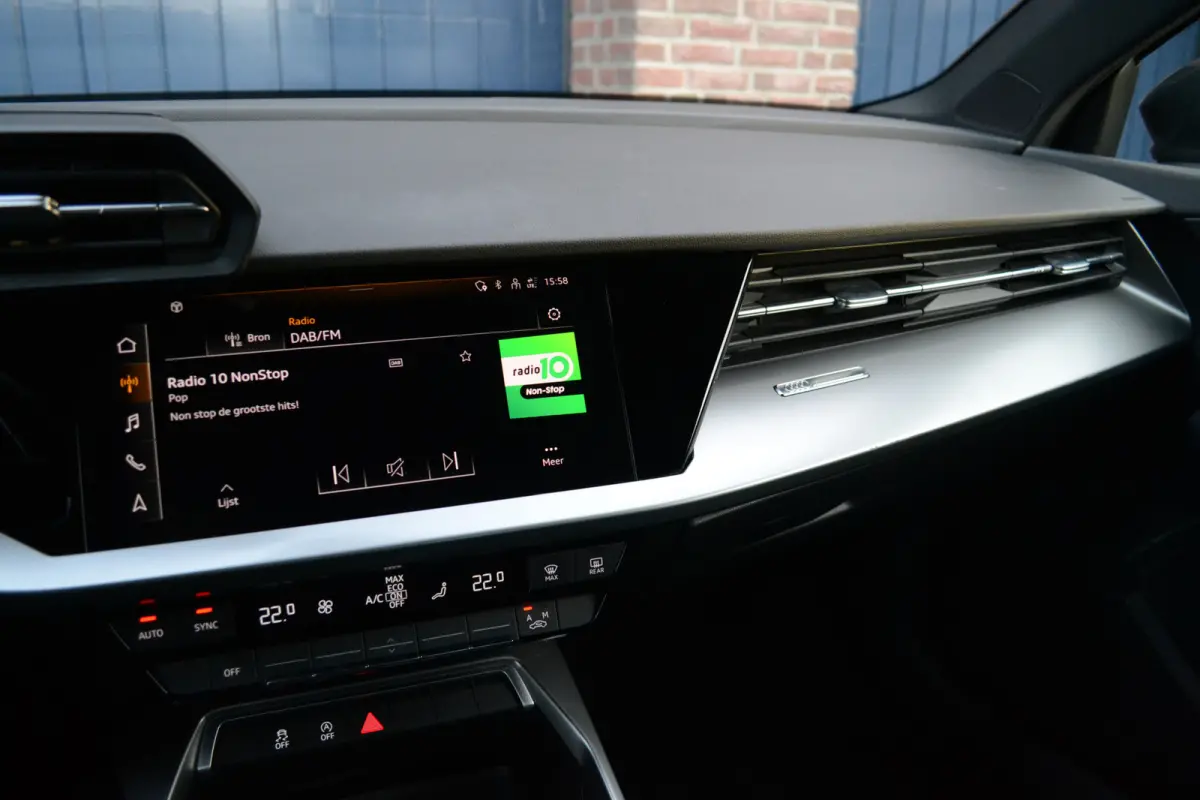 30 TFSI S-Tronic Advanced Sport edition | Trekhaak | Virtual | LED | Carplay/Android Auto | Cruise