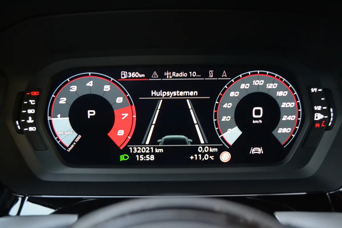 30 TFSI S-Tronic Advanced Sport edition | Trekhaak | Virtual | LED | Carplay/Android Auto | Cruise