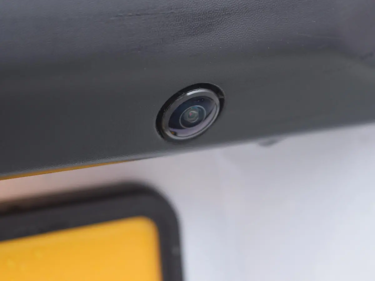 L3 75 kWh | tot 8 jaar garantie | camera | navi incl. Apple Carplay | laadruimtebetimmering | parkeersensoren voor & achter | dodehoek detectie | rijklaarprijs |