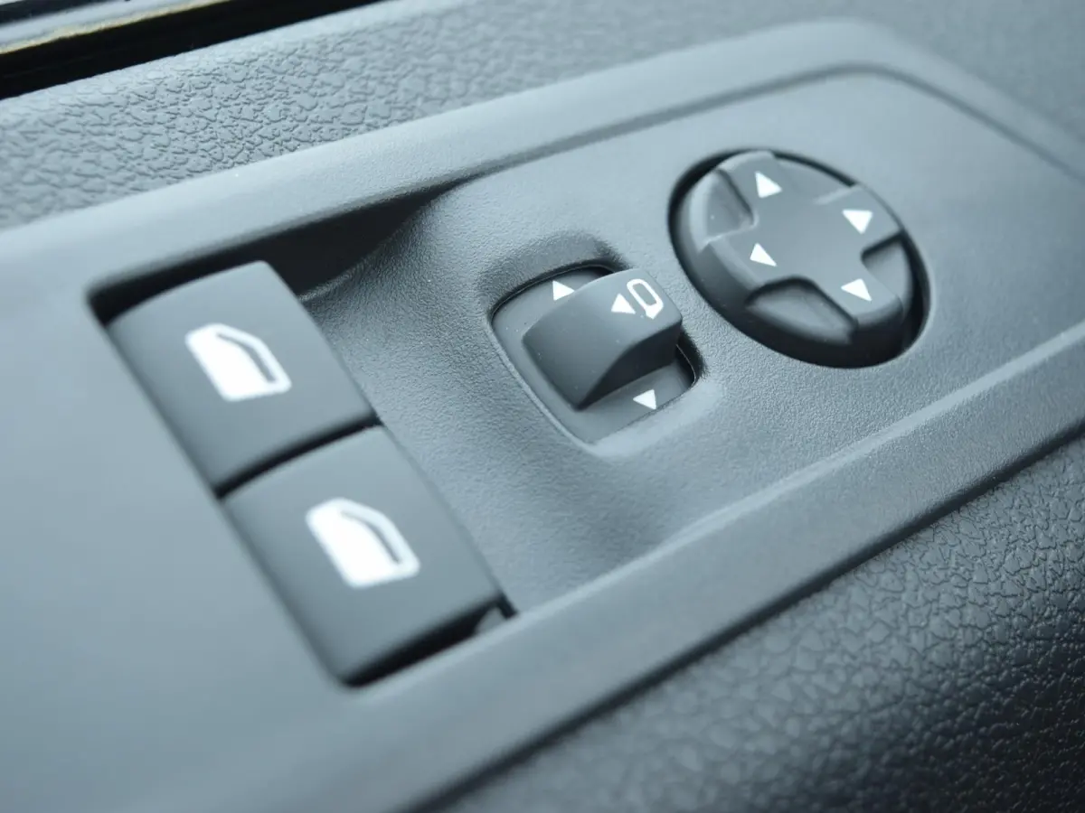 L3 75 kWh | tot 8 jaar garantie | camera | navi incl. Apple Carplay | laadruimtebetimmering | parkeersensoren voor & achter | dodehoek detectie | rijklaarprijs |