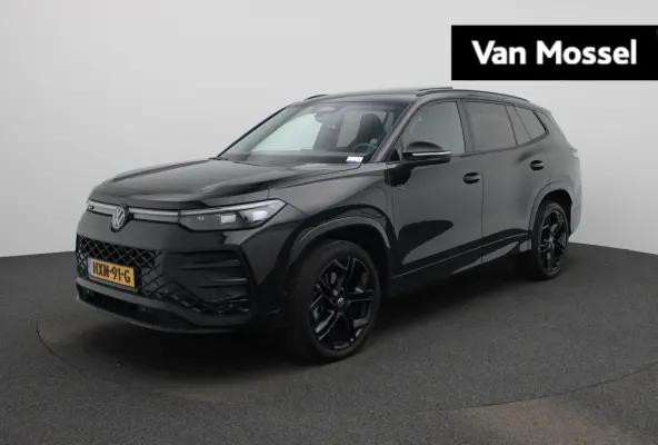1.5 eHybrid R-Line Edition 204 PK| Origineel Nederlands | 1e Eigenaar | Panoramadak | Navigatie | Stoelverwarming | Stuurwielverwarming | Achteruitrijcamera