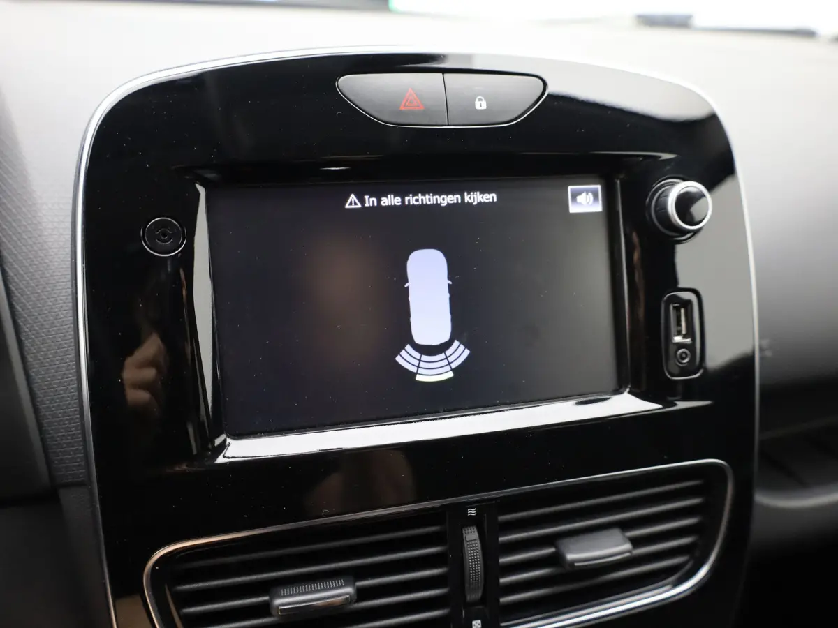 0.9 TCe Limited | Keyless | Parkeersensoren | Prijs Rijklaar!!