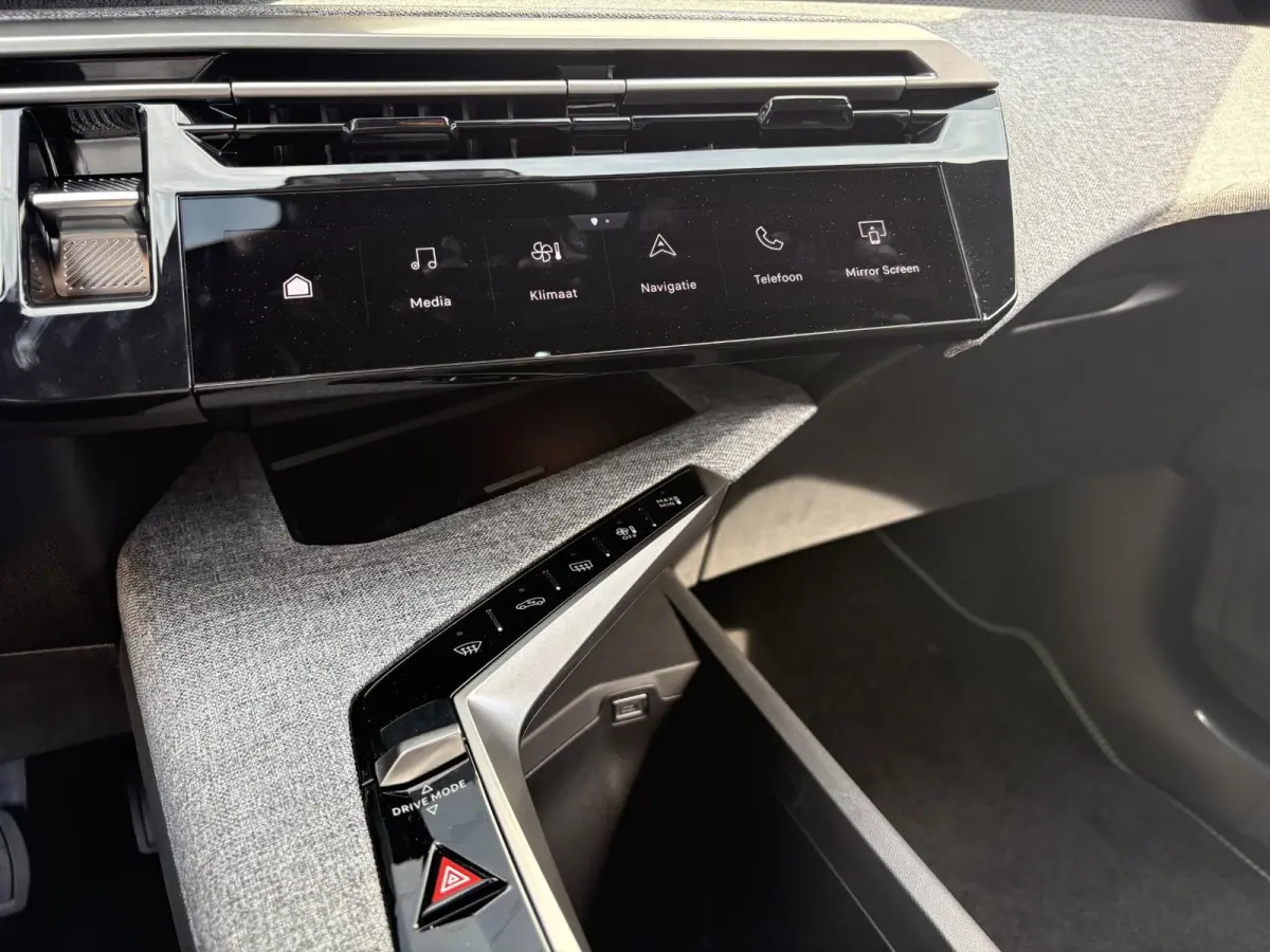 1.2 Hybrid 145 Allure | Stoelverwarming | Camera | Adaptieve Cruise Control | Apple Carplay/Android Auto