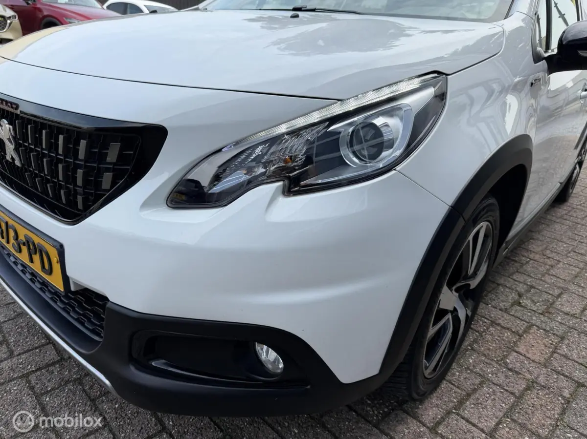 1.2 PureTech GT-Line Aut Pano Clima Trekh. 17"Lmv etc.