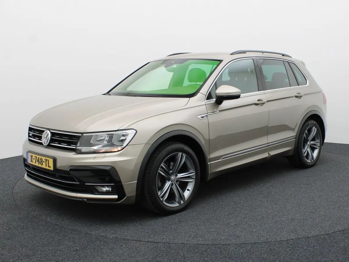 1.4 TSI ACT Highline Business R | 3x R-Line | Camera | Trekhaak | Prijs Rijklaar!!