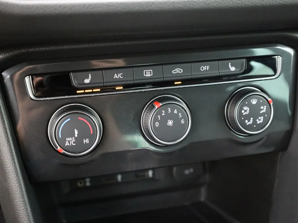 1.4 TSI ACT Highline Business R | 3x R-Line | Camera | Trekhaak | Prijs Rijklaar!!