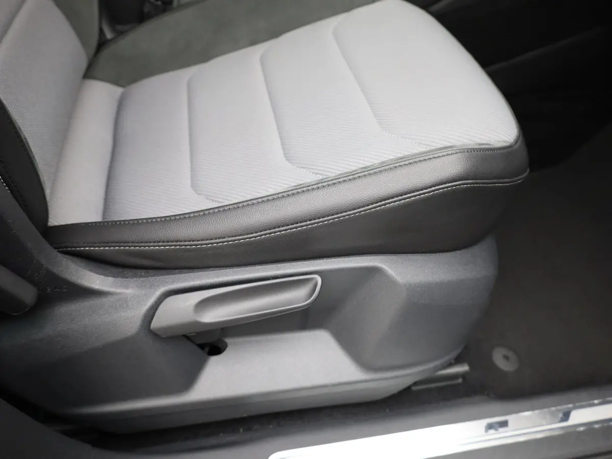 1.4 TSI ACT Highline Business R | 3x R-Line | Camera | Trekhaak | Prijs Rijklaar!!