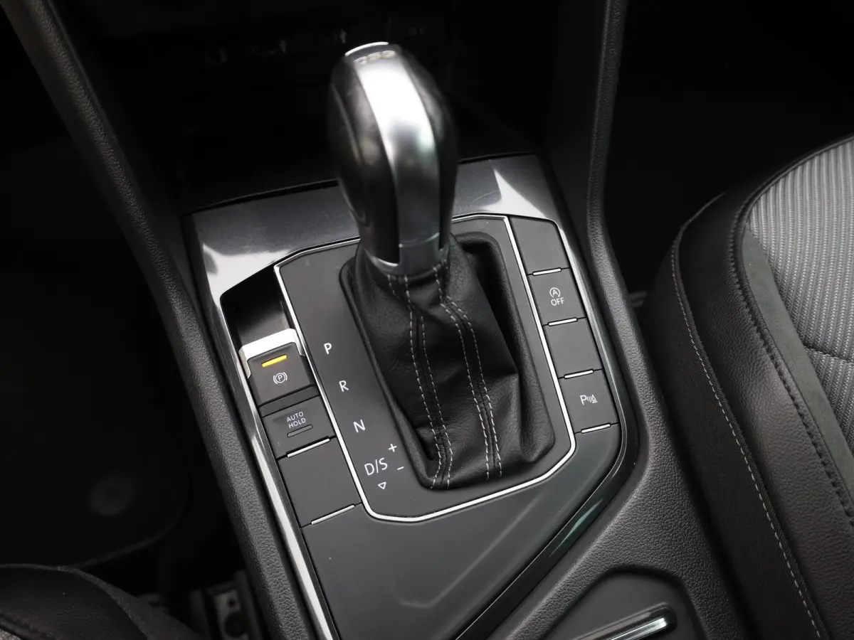 1.4 TSI ACT Highline Business R | 3x R-Line | Camera | Trekhaak | Prijs Rijklaar!!