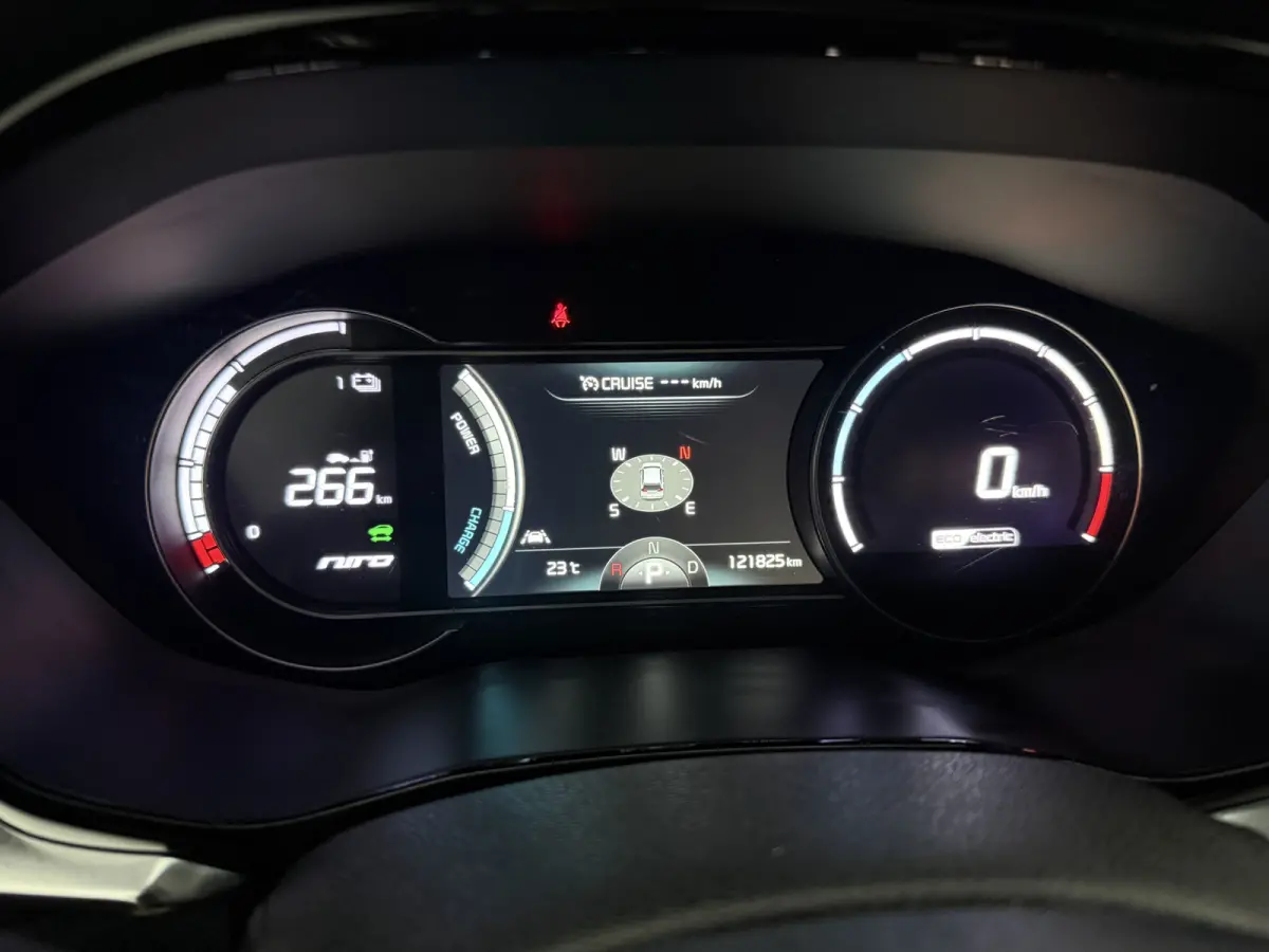 DynamicLine 64 kWh | Snelladen | SOH 95% |  Clima | Cruise | Camera | Carplay | Navi | NAP
