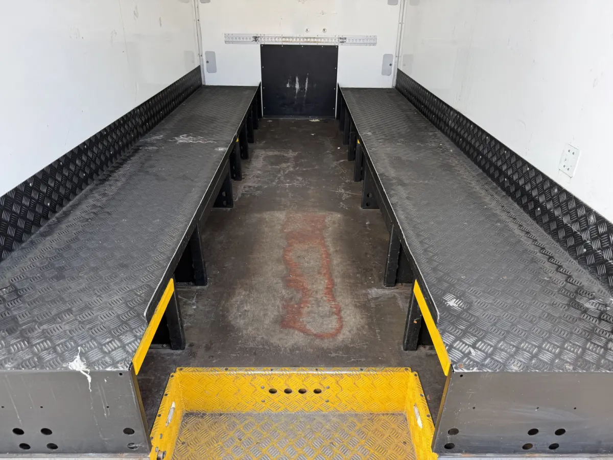 Plancher T35 2.3 DCI 150PK Lowliner Bakwagen Airco Cruise Control Camera Foodtruck Meubelbak Paardenwagen