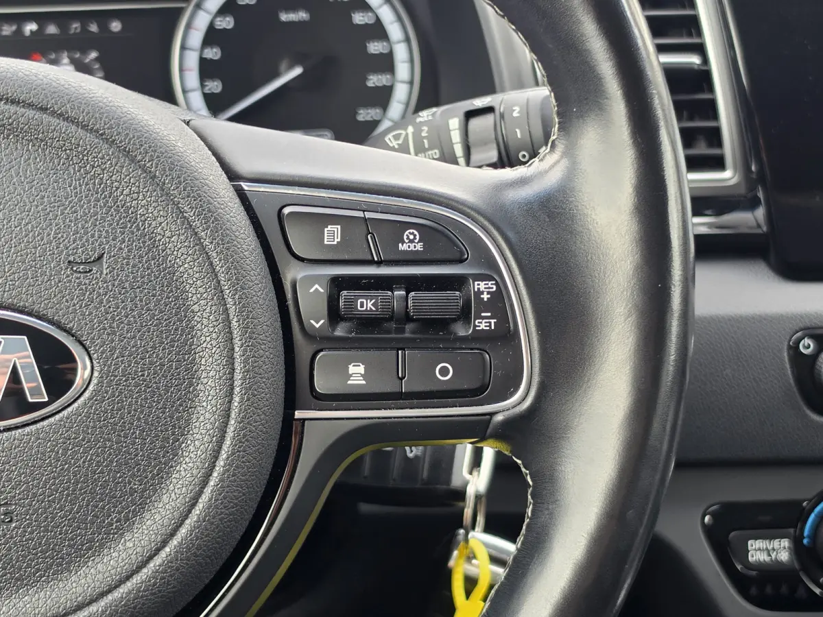 1.6 GDi Hybrid | Ad. cruise control | Navigatie | Half leder | Chroom afwerking | Stoelverwarming