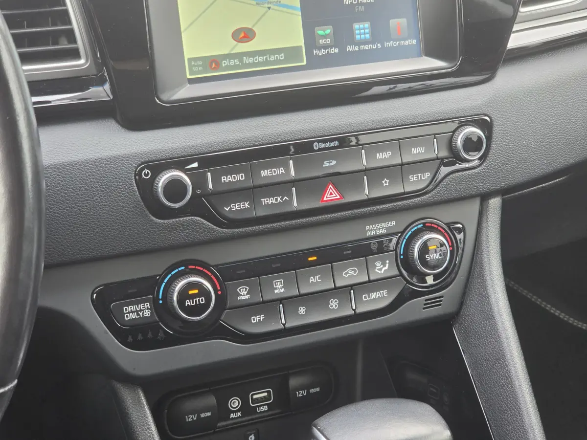 1.6 GDi Hybrid | Ad. cruise control | Navigatie | Half leder | Chroom afwerking | Stoelverwarming
