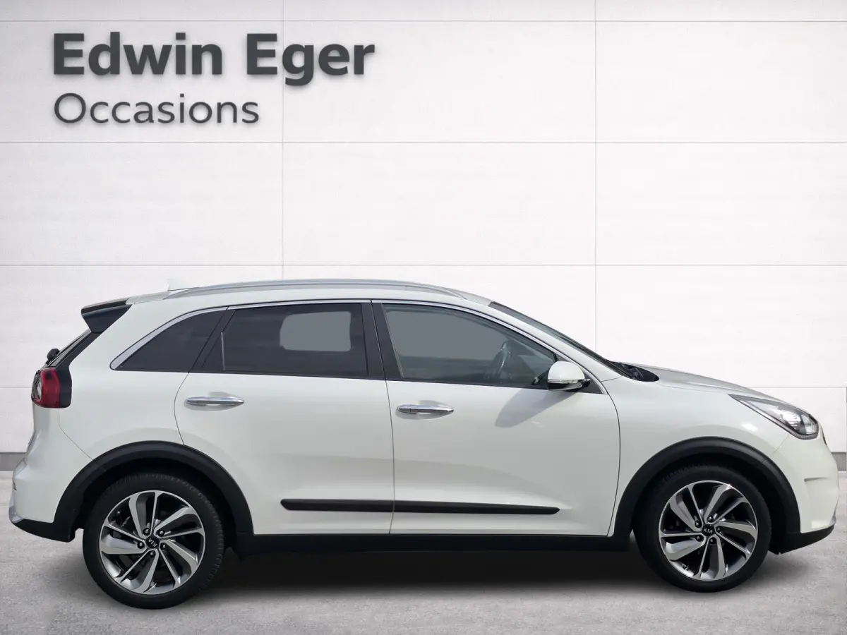 1.6 GDi Hybrid | Ad. cruise control | Navigatie | Half leder | Chroom afwerking | Stoelverwarming