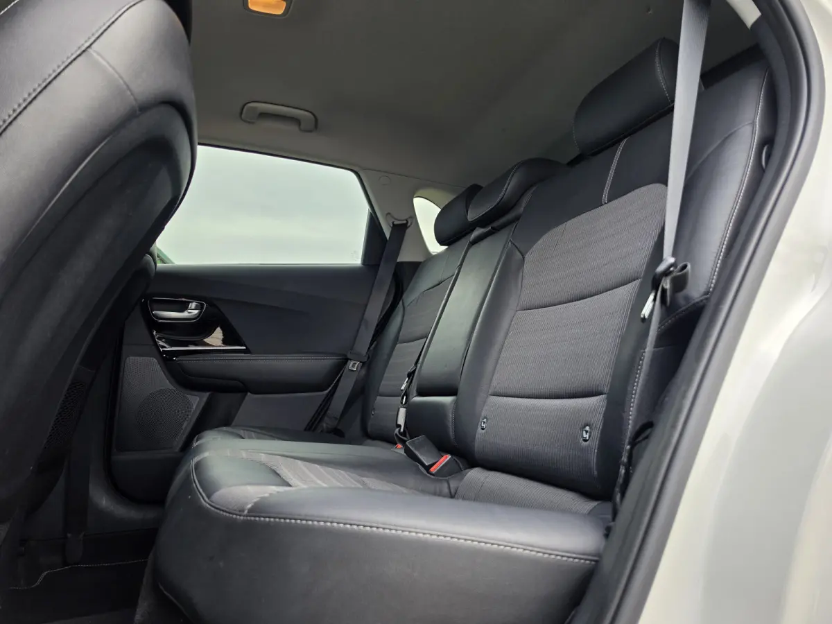 1.6 GDi Hybrid | Ad. cruise control | Navigatie | Half leder | Chroom afwerking | Stoelverwarming